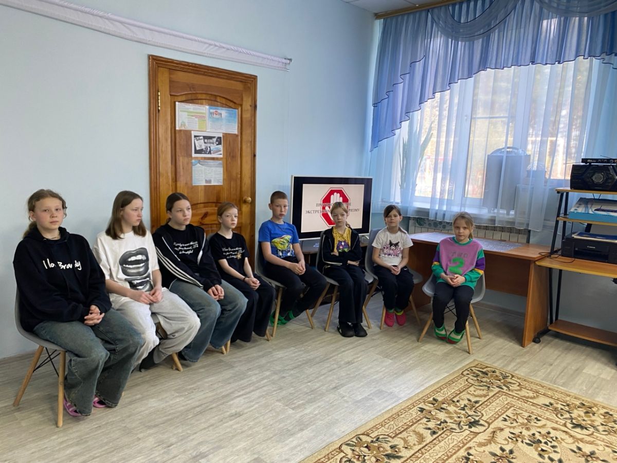 Час общения по профилактике экстремизма и терроризма "Путь, который мы выбираем"